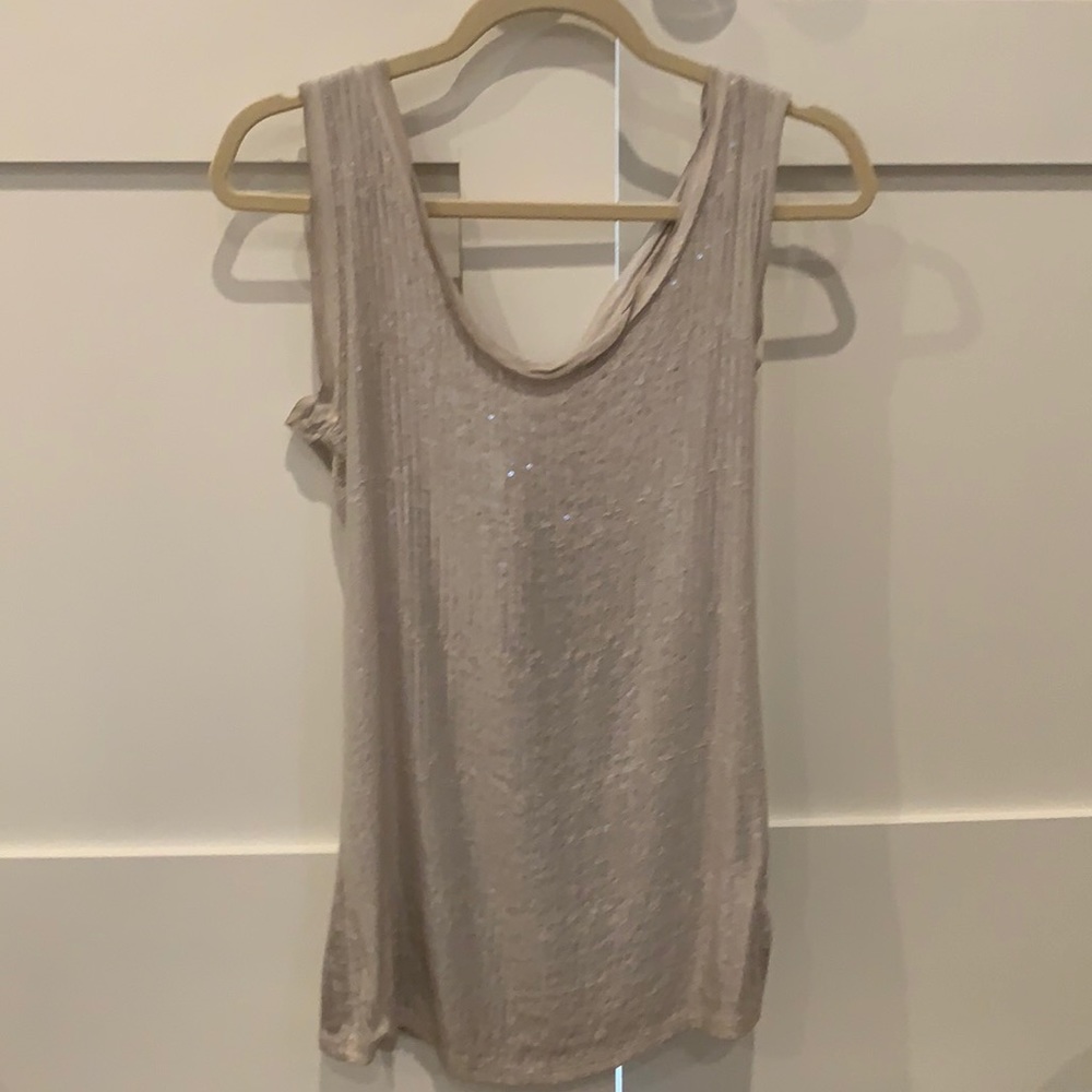 Fun tank for day or night.